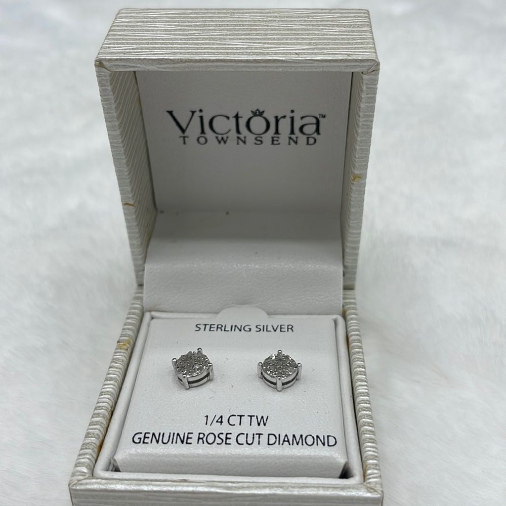 Victoria Townsend Stud Earrings